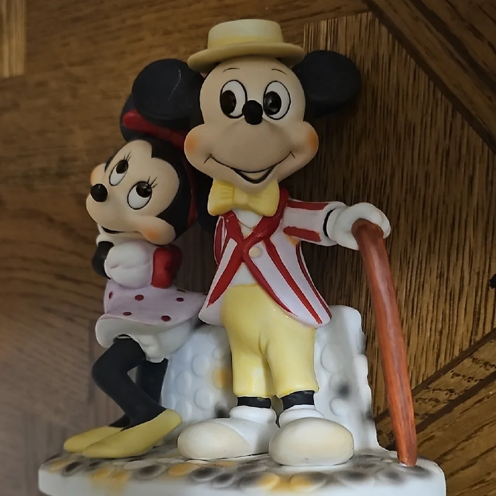 Disney Mickey and Minnie Mouse Cake Topper - Red, Yellow, Black